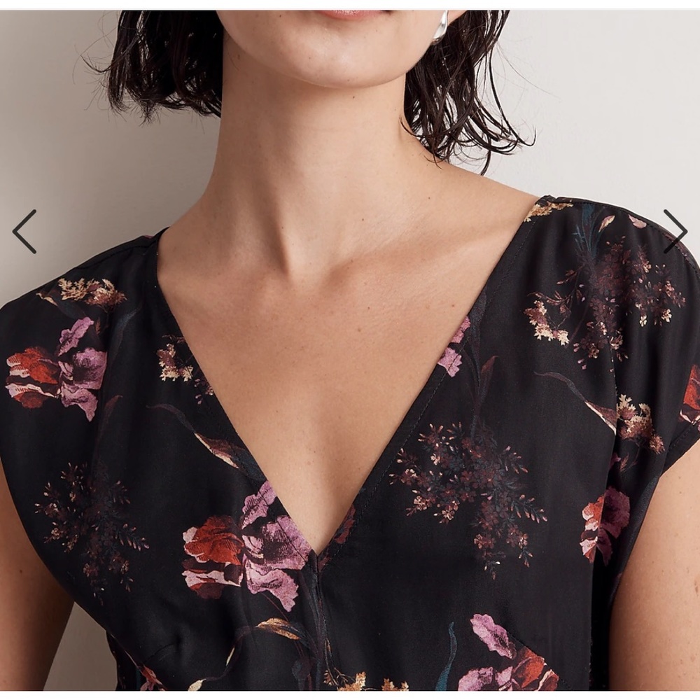 Madewell Wide V-Neck Midi Dress - Picture 4 of 8